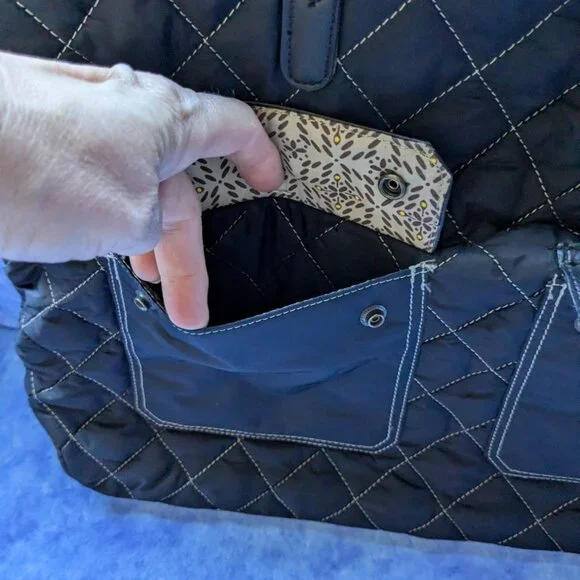 Old Navy quilted tote - Picture 4 of 13